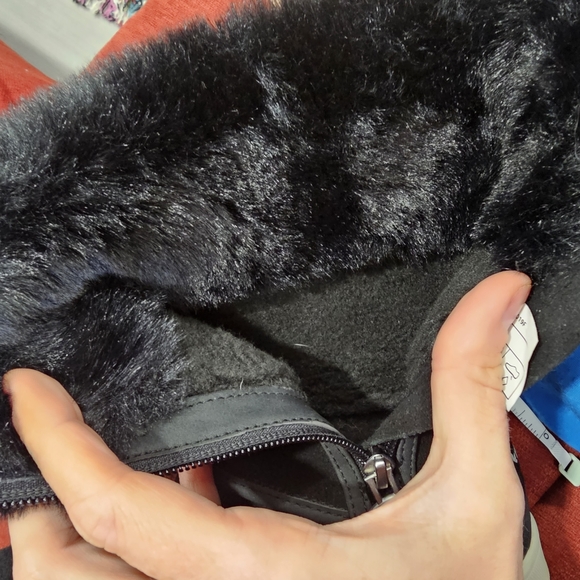 🥾UGG Winter Snow Boot: KOOLABURRA EUC Black Suede & Faux Fur Tynlee Size 6 ❄️ - Picture 12 of 16